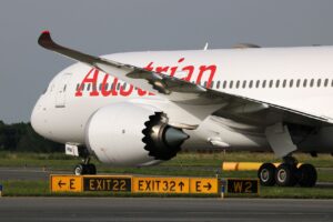 Boeing 787-9 Dreamliner registrácie OE-LPM leteckej spoločnosti Austrian Airlines (c)M. Dichler