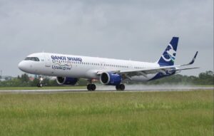 Inauguračný let Qanot Sharq Airlines z Taškentu do Prahy (c)prg.aero