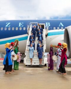 Prvý let Azerbaijan Airlines z Baku do Male (c)azal.az