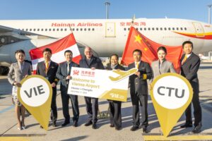 Inauguračný let Hainan Airlines na linke Chengdu - Viedeň (c)viennaairport.com